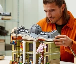 LEGO exclusive discount
