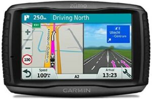 Garmin zumo 346 - GPS Moto - 4.3 pouces - Cartes Europe de l'Ouest 24 pays - Cartes, Trafic, Zones de Danger à Vie - Appels Mains Libres - Contrôle de la musique