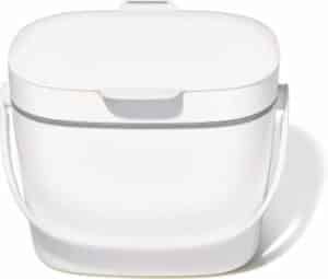 OXO Good Grips Bac à compost – Poubelle compost pour la cuisine - Anti-odeurs - Blanc - 6,6 L