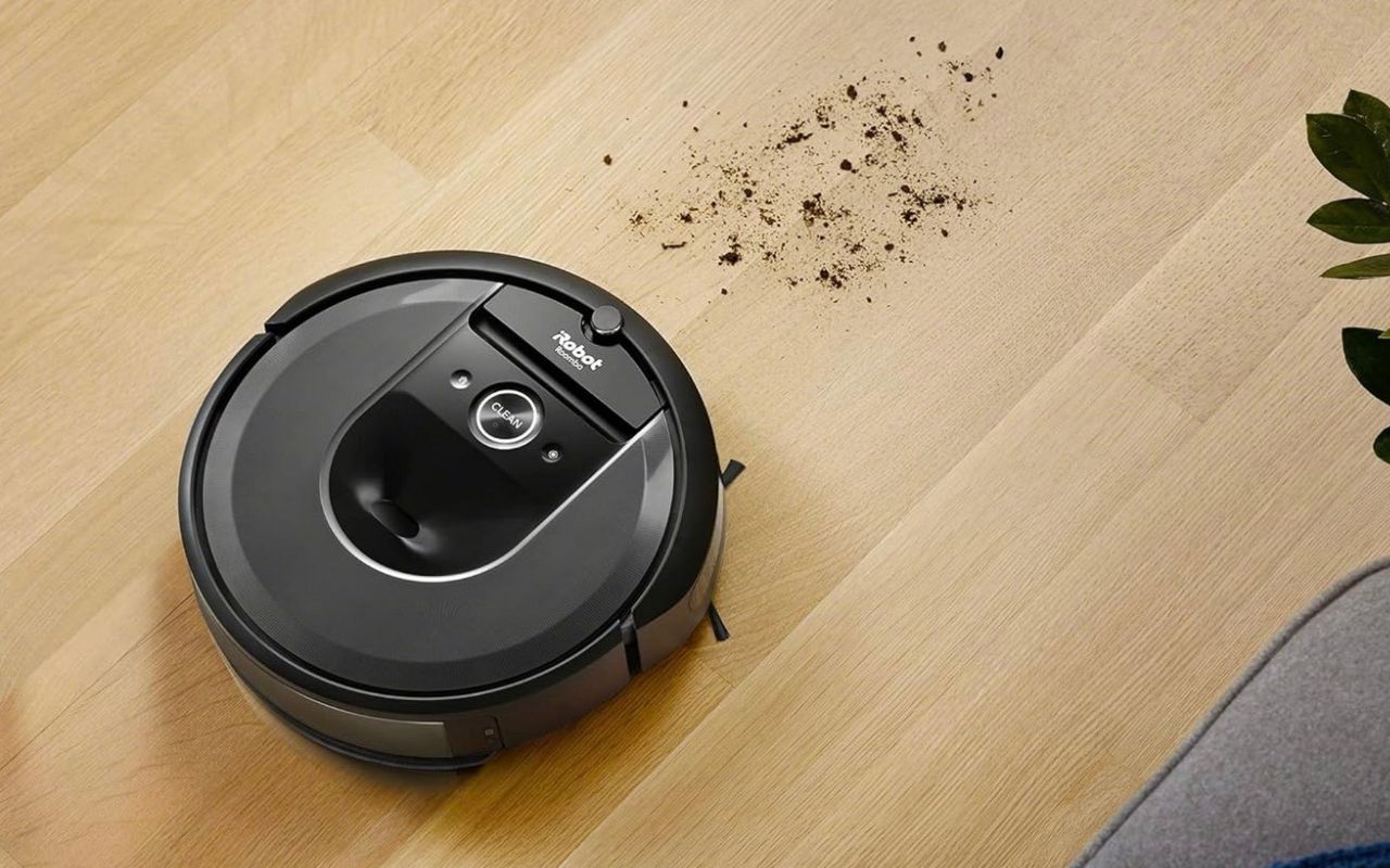 robot aspirateur laveur iRobot Roomba Combo i8